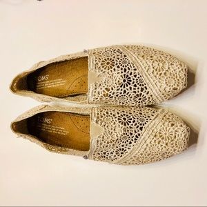 Toms Crochet Flats